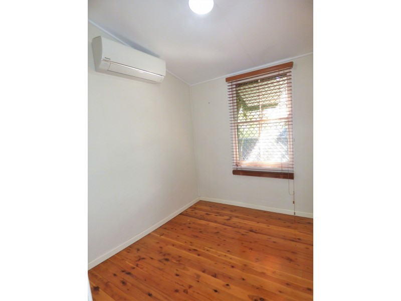 87 Middle Street, Chinchilla QLD 4413