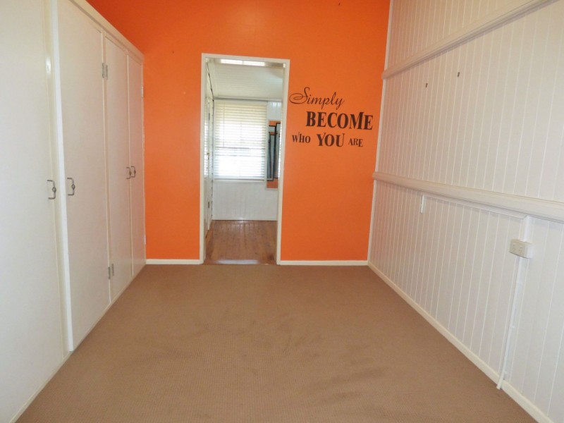 87 Middle Street, Chinchilla QLD 4413