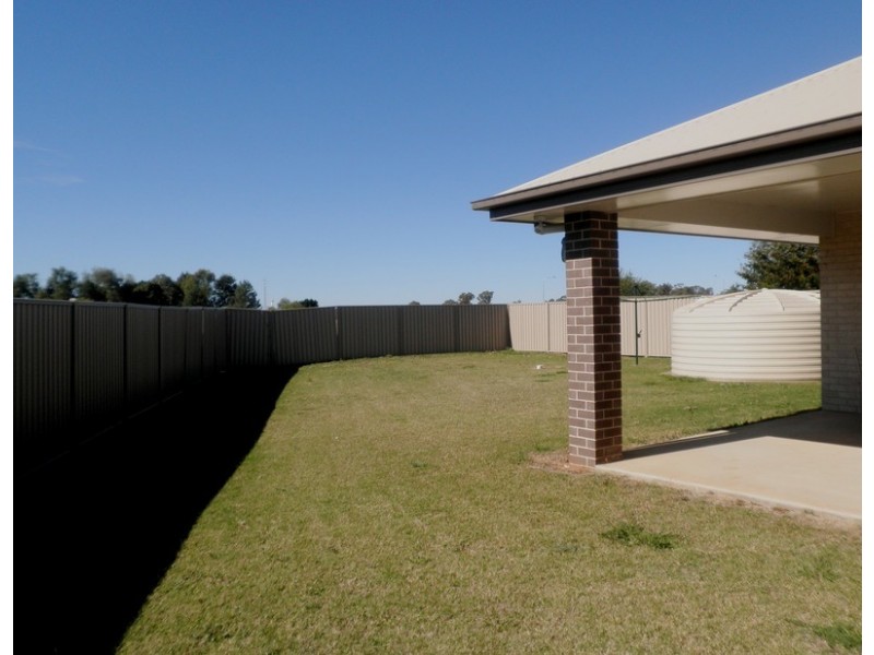 23 Price Street, Chinchilla QLD 4413