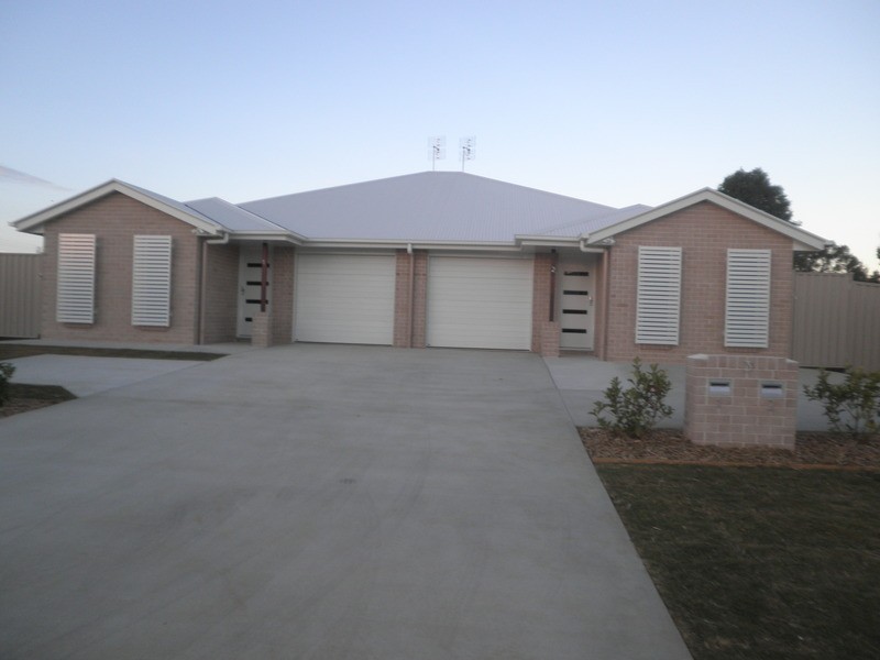 2/3 Platz Street, Chinchilla QLD 4413
