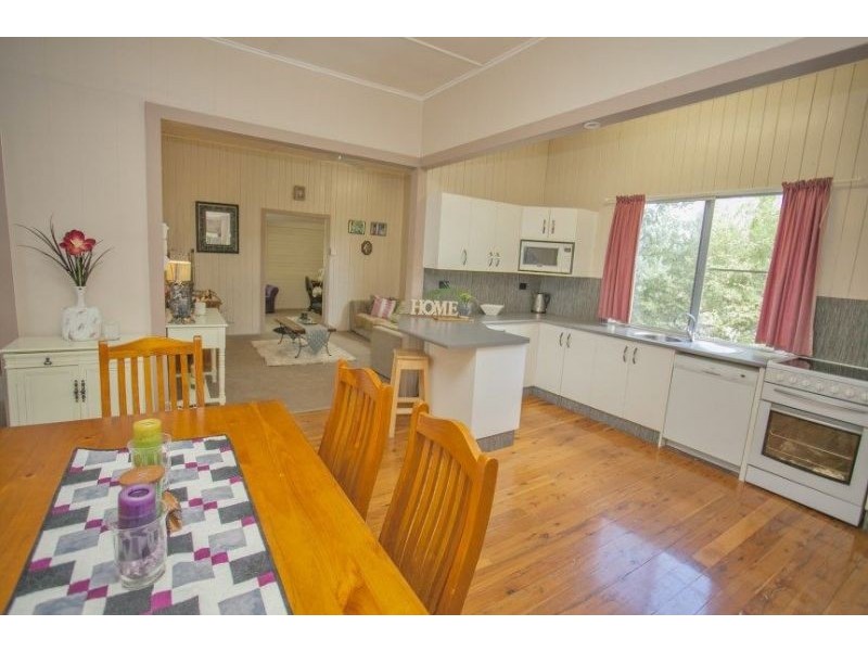 2 Birkett Street, Chinchilla QLD 4413