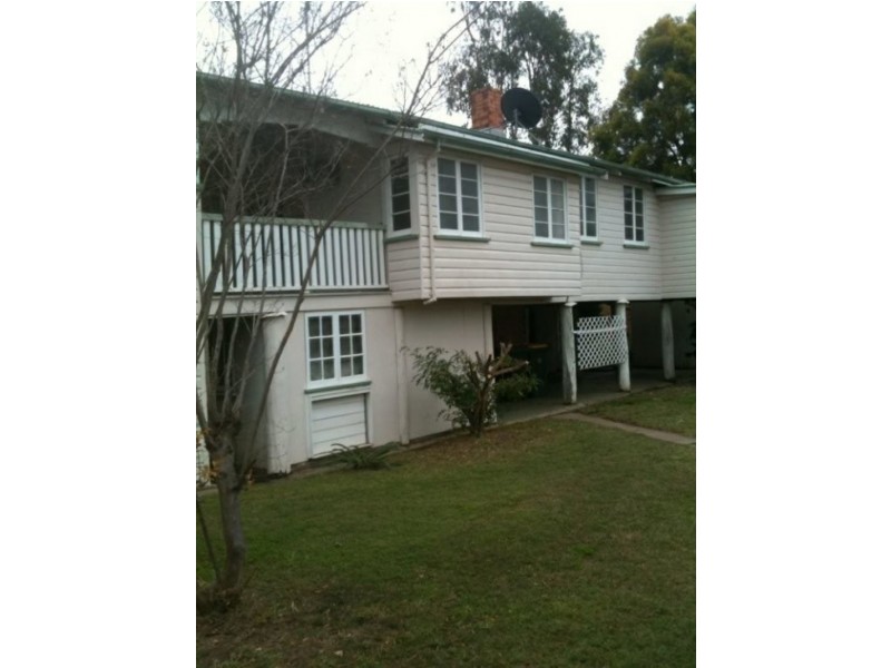 47 Marion Street, Miles QLD 4415