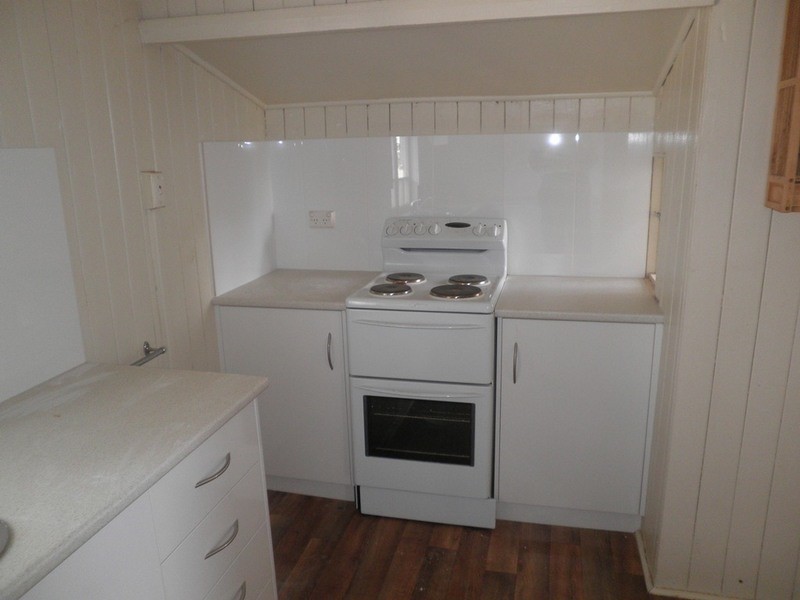 47 Marion Street, Miles QLD 4415