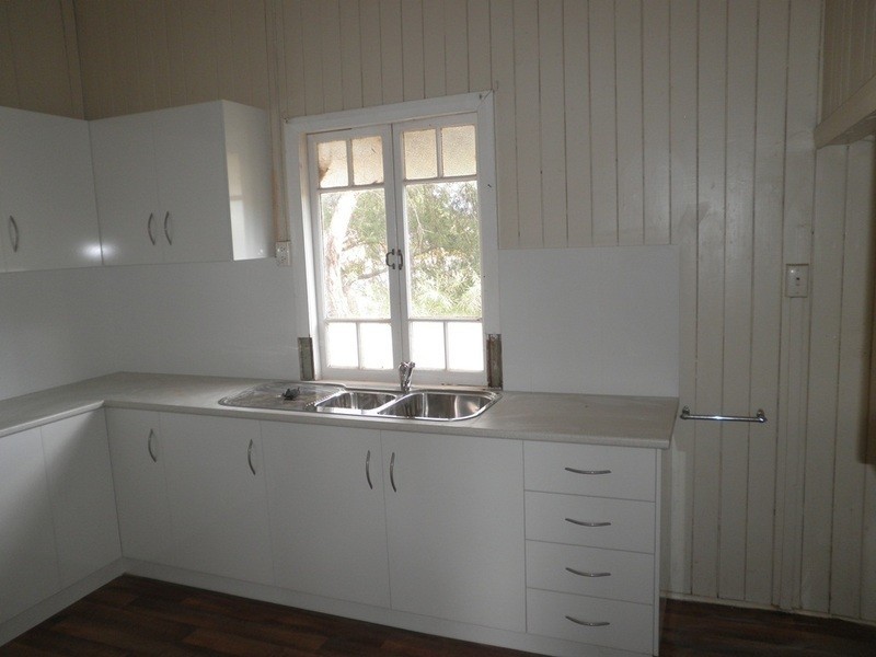 47 Marion Street, Miles QLD 4415