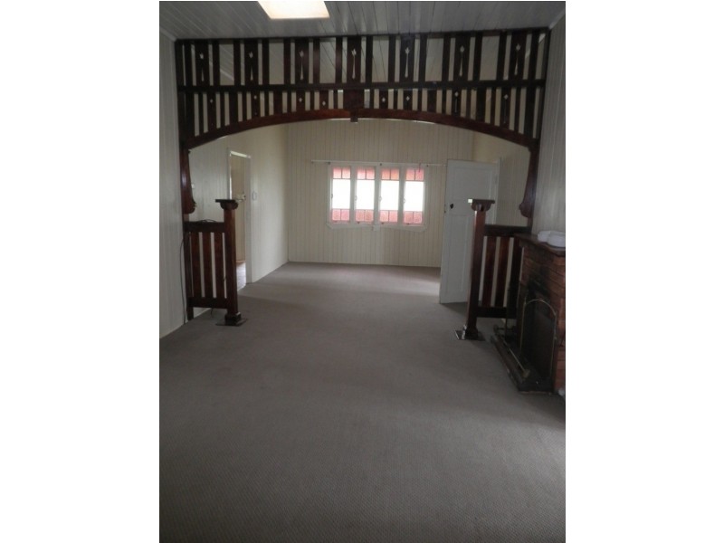 47 Marion Street, Miles QLD 4415