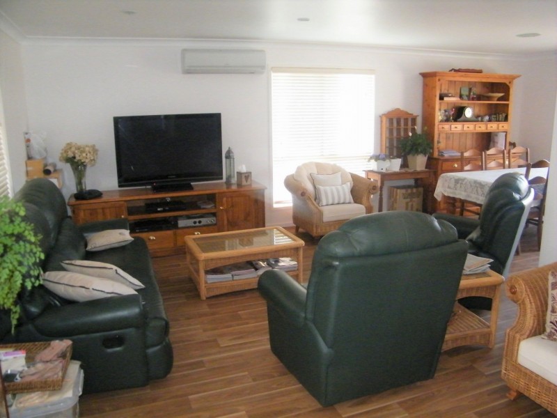 16 Jimbour Street, Jandowae QLD 4410