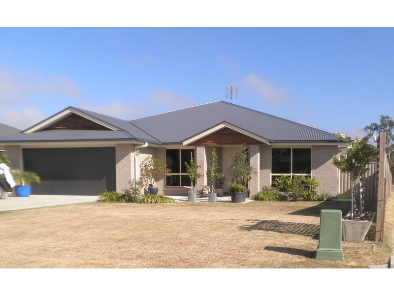 29 Bishop Drive, Miles QLD 4415