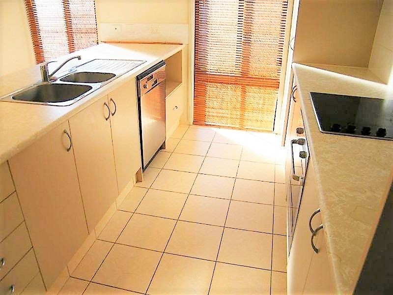 Cul De Sac Living In Covington Street, Chinchilla QLD 4413