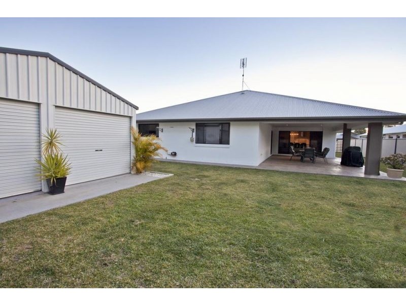 11 Skewis Street, Chinchilla QLD 4413