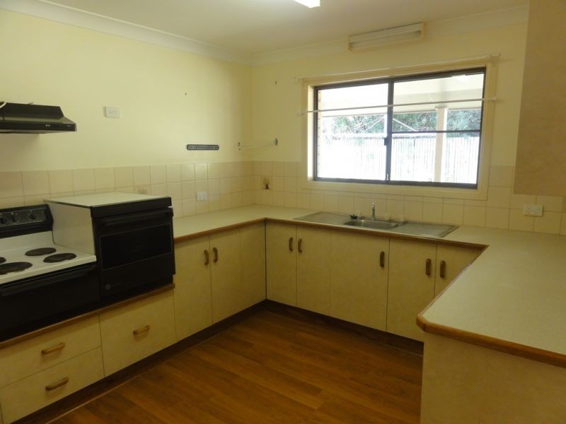 35 Atkins Street, Chinchilla QLD 4413