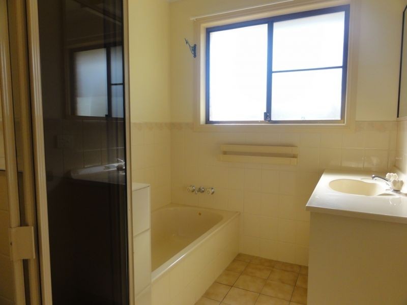 35 Atkins Street, Chinchilla QLD 4413