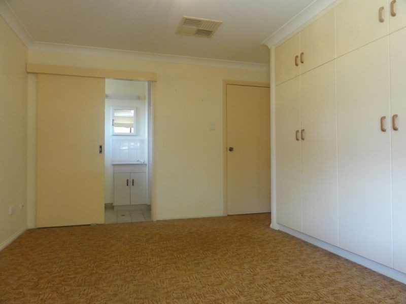 35 Atkins Street, Chinchilla QLD 4413