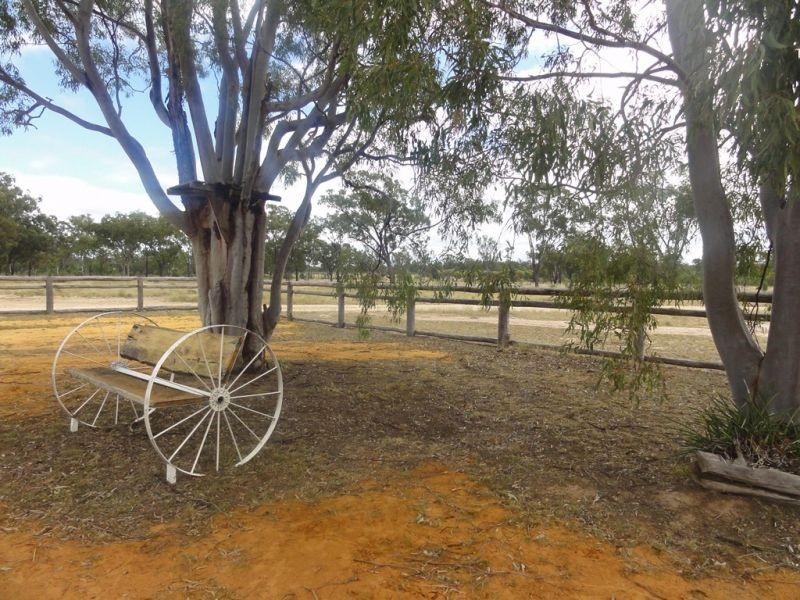 277 Surcingle Road, Chinchilla QLD 4413