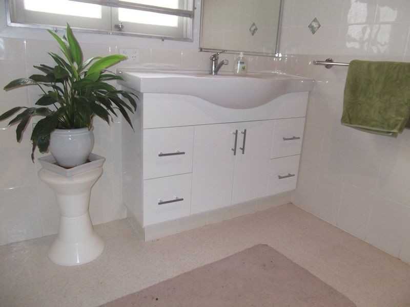 8 Heeney Street, Chinchilla QLD 4413