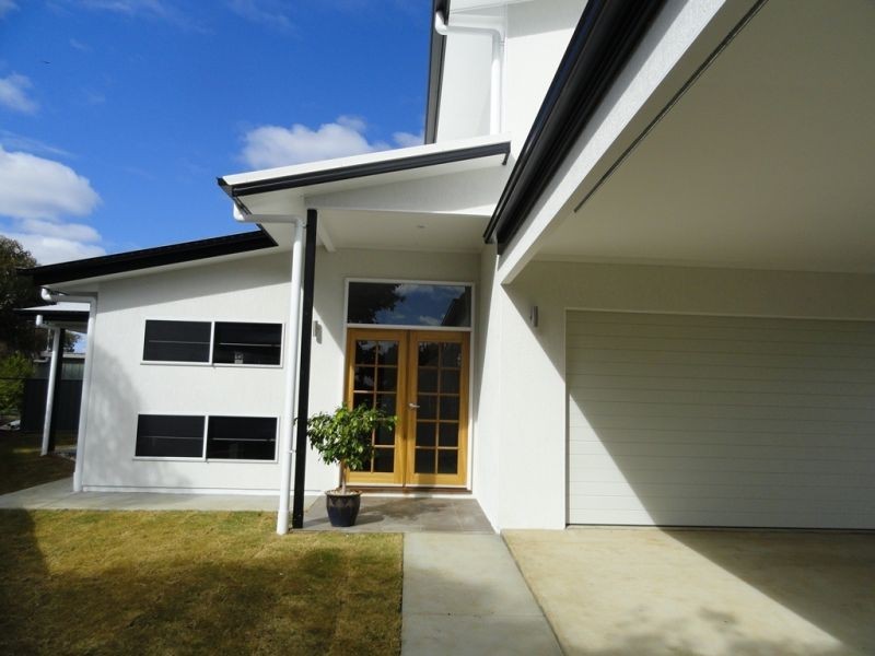 17 Stevenson Street, Chinchilla QLD 4413