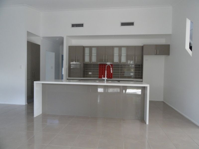 17 Stevenson Street, Chinchilla QLD 4413