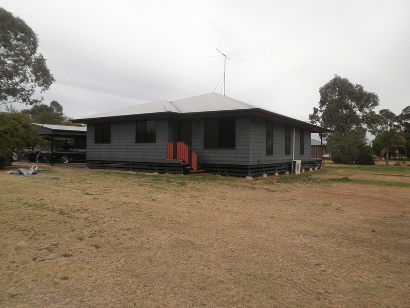 24 Kurtz Street, Chinchilla QLD 4413