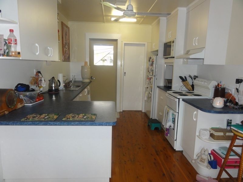 16 Russell Street, Chinchilla QLD 4413