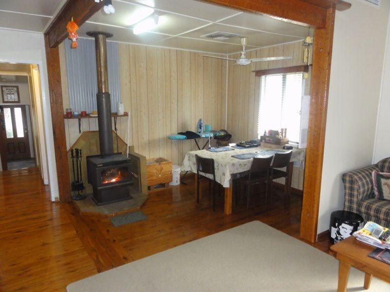 16 Russell Street, Chinchilla QLD 4413