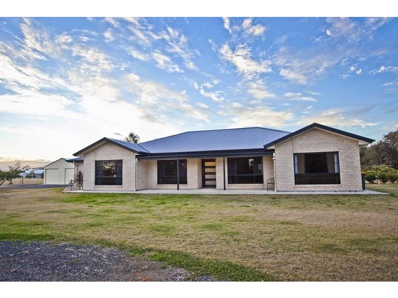 365 Lloyd Street, Chinchilla QLD 4413