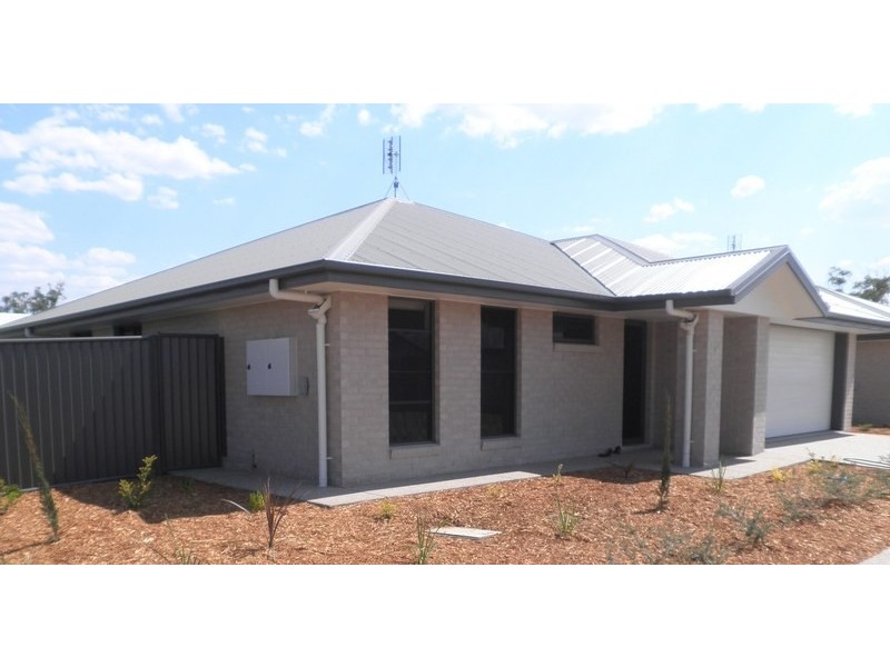 A/7-9 Gower Street, Chinchilla QLD 4413