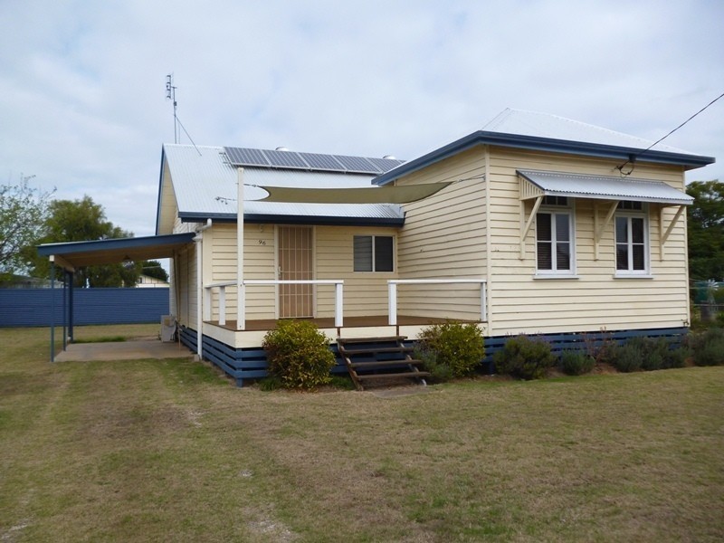96 Boyd Street, Chinchilla QLD 4413