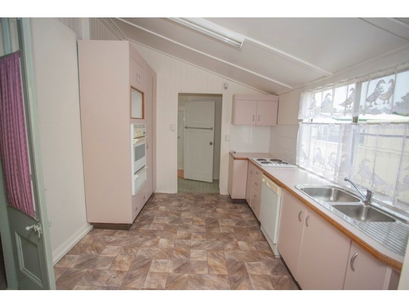 62 Park Street, Chinchilla QLD 4413