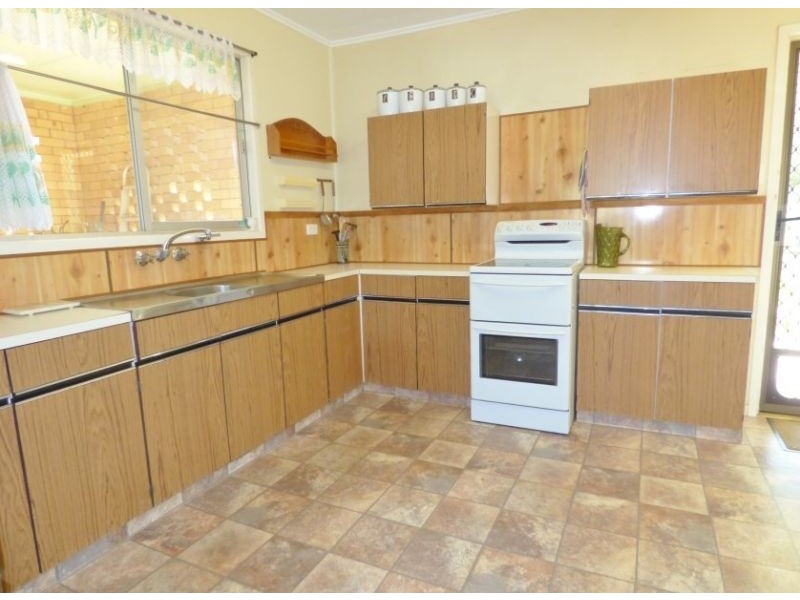 3 Nevell Street, Chinchilla QLD 4413