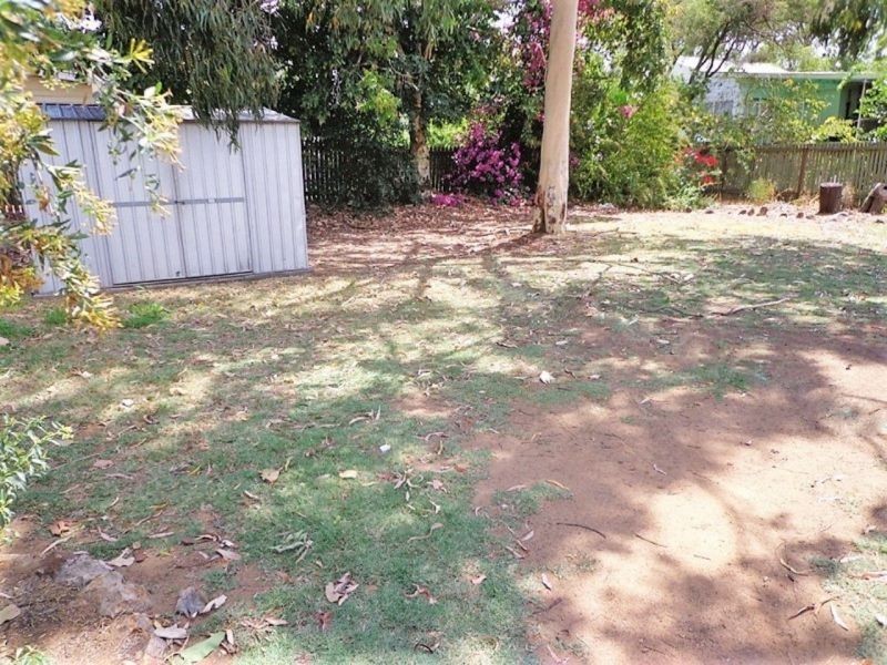 4 Bell Street, Chinchilla QLD 4413