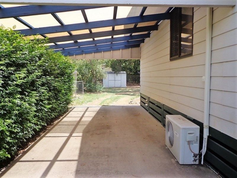 4 Bell Street, Chinchilla QLD 4413