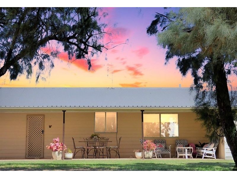 237 Price Street, Chinchilla QLD 4413