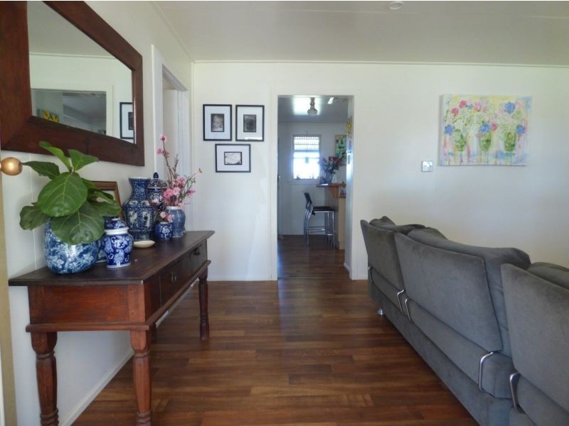 237 Price Street, Chinchilla QLD 4413