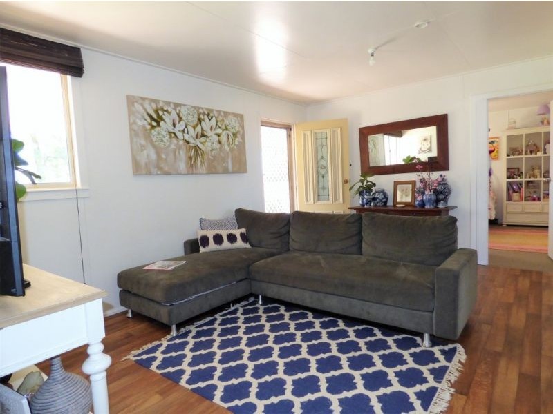 237 Price Street, Chinchilla QLD 4413