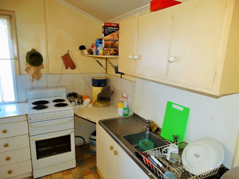 4 Graham Street, Chinchilla QLD 4413