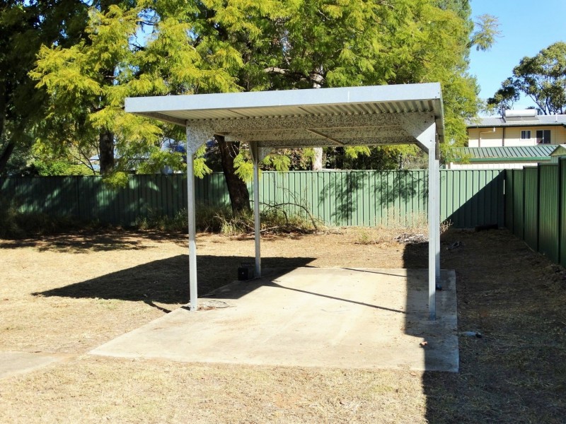 4 Graham Street, Chinchilla QLD 4413