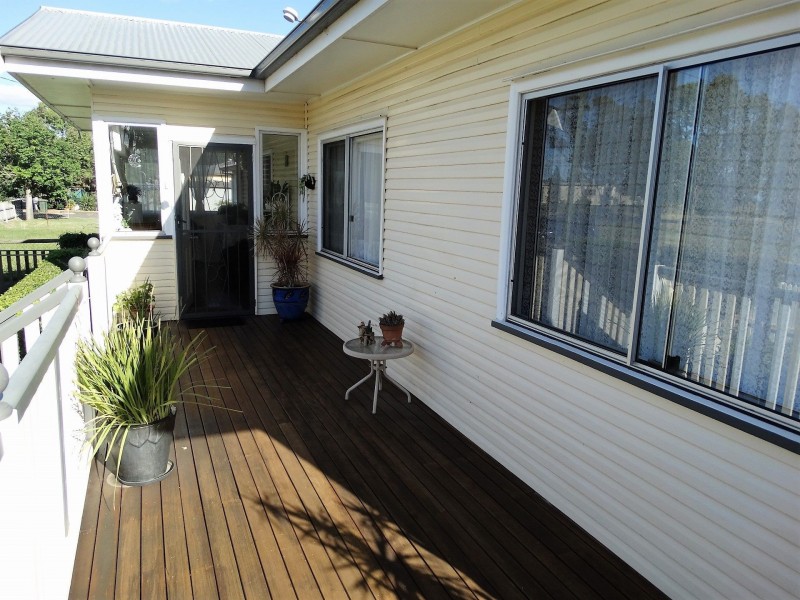 70 Coxen Street, Jandowae QLD 4410