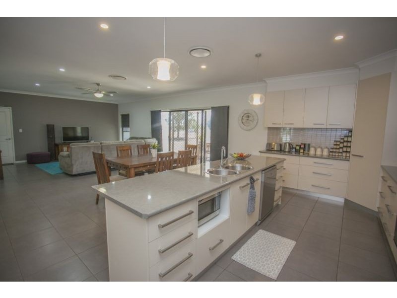 365 Lloyd Street, Chinchilla QLD 4413