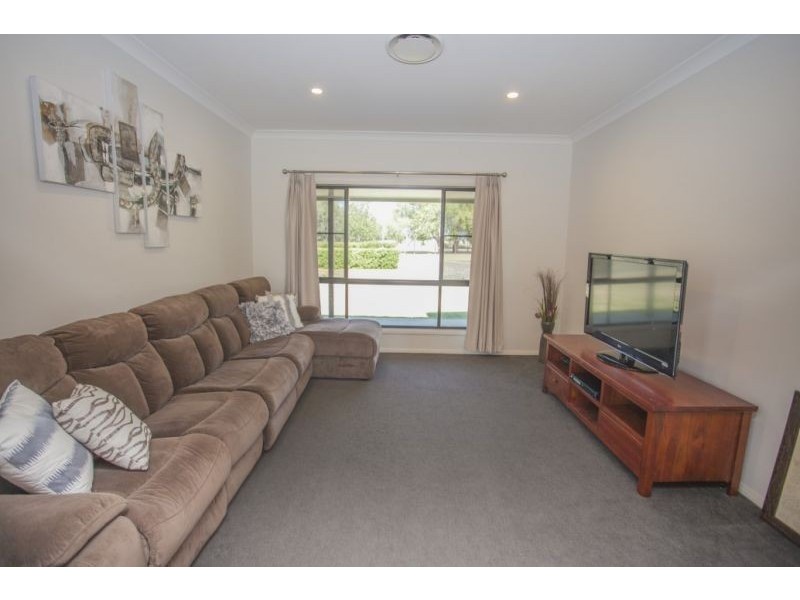 365 Lloyd Street, Chinchilla QLD 4413