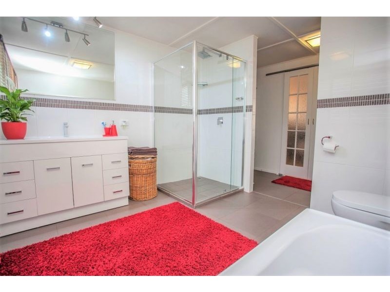 64 HYPATIA STREET, Chinchilla QLD 4413