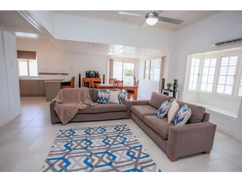 64 HYPATIA STREET, Chinchilla QLD 4413