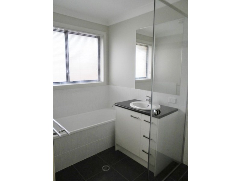 53A & 53B 2 x FREESTANDING VILLAs on Gaske Lane, Chinchilla QLD 4413