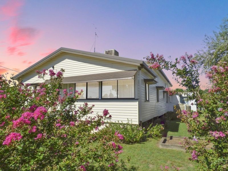 1 Atkins Street, Chinchilla QLD 4413