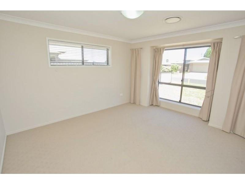 9 Skewis Street, Chinchilla QLD 4413