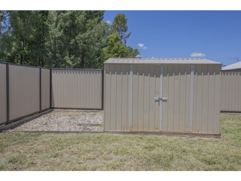 9 Skewis Street, Chinchilla QLD 4413