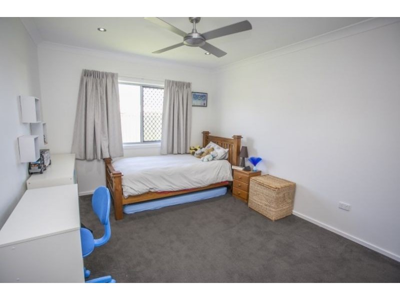 5 Parker Place, Chinchilla QLD 4413