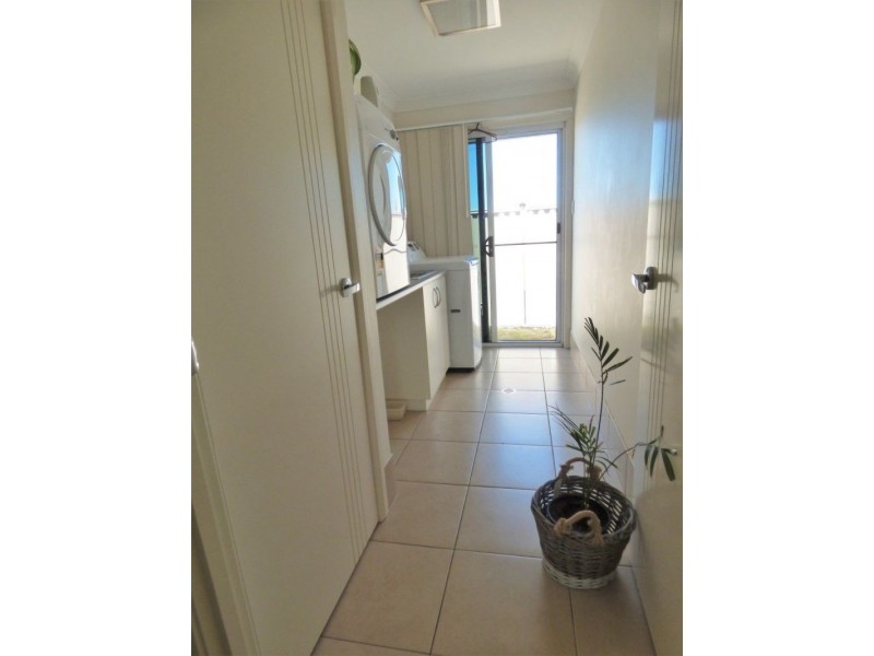 51 Skewis Street, Chinchilla QLD 4413