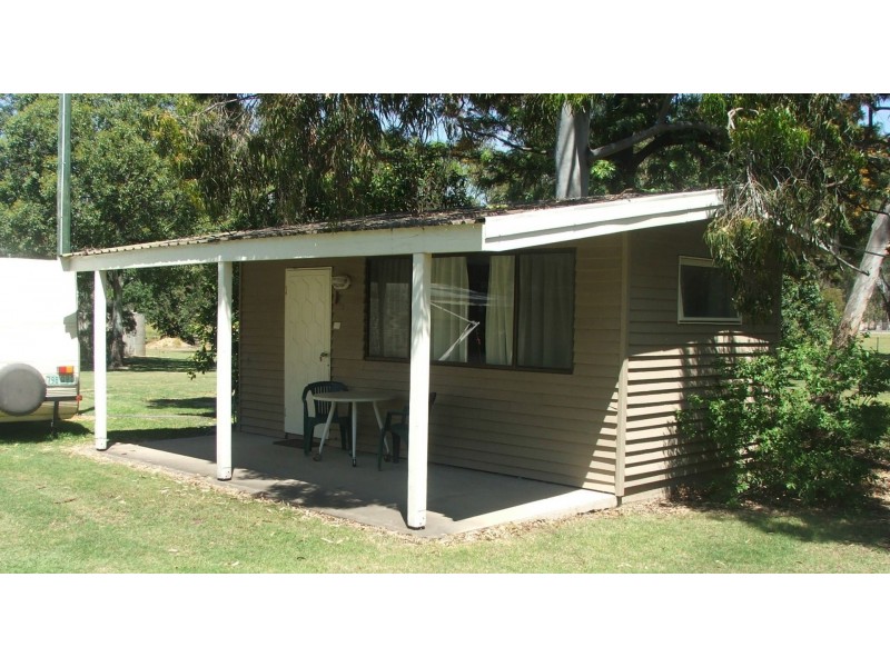 8 Wambo St, Condamine QLD 4416