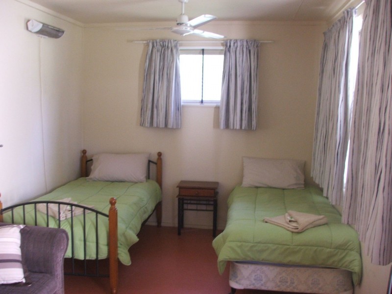 8 Wambo St, Condamine QLD 4416