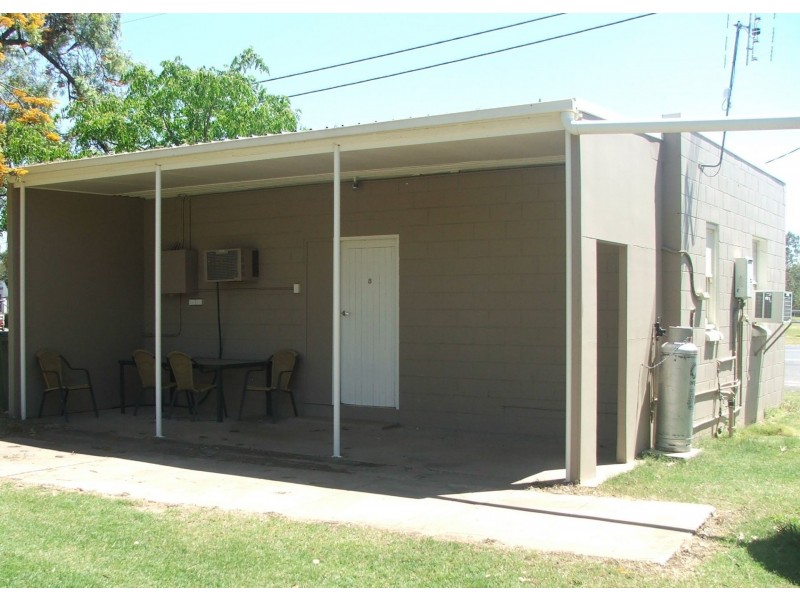 8 Wambo St, Condamine QLD 4416