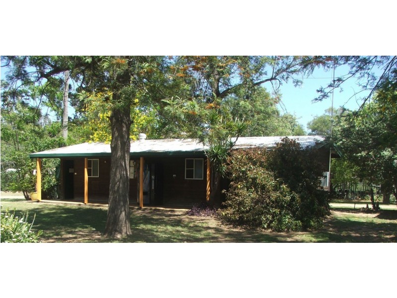 8 Wambo St, Condamine QLD 4416